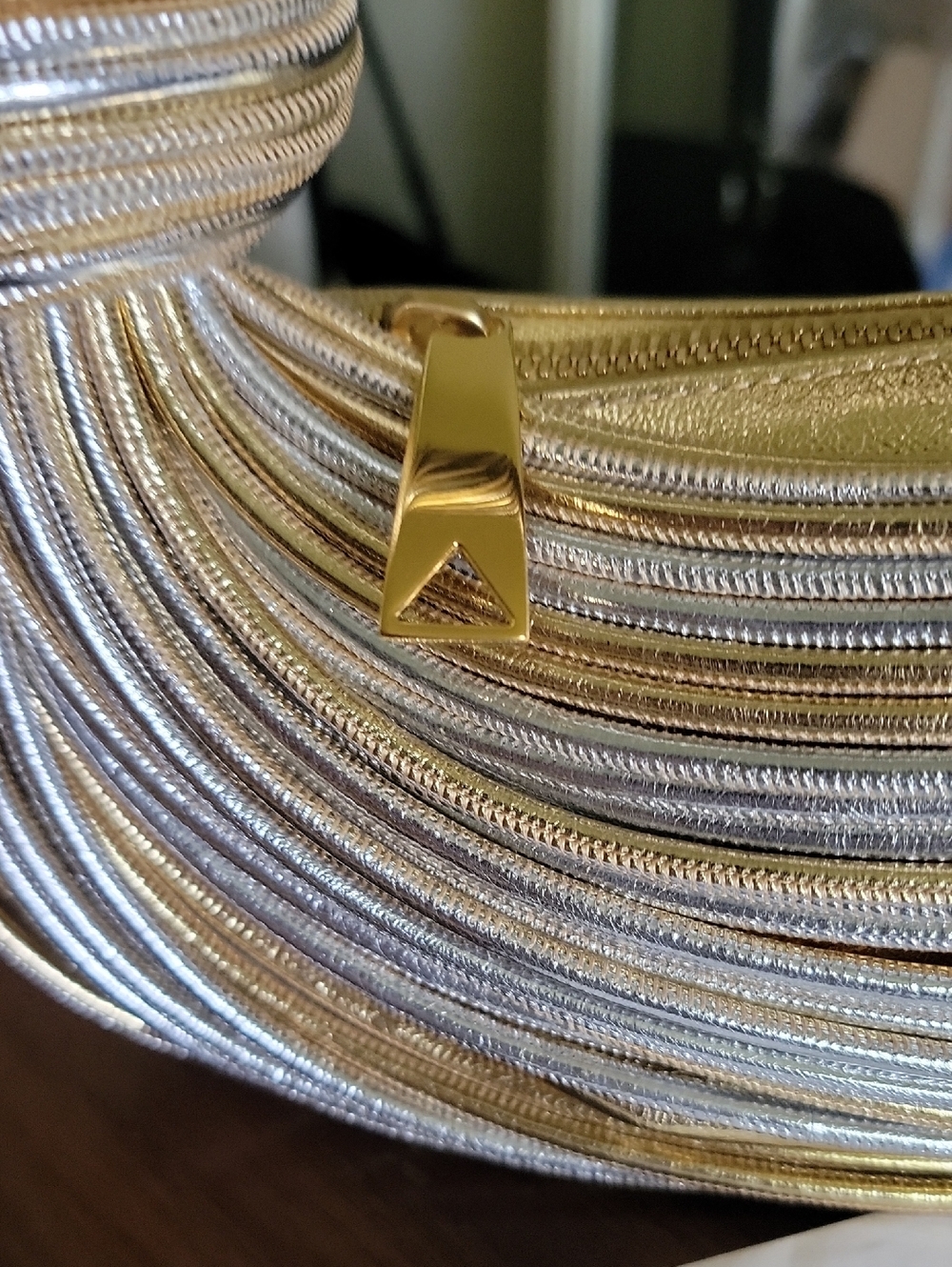 Bottega Veneta Metallic Gold & Silver Tubular Jodie Knot Bag - Picture 4 of 15
